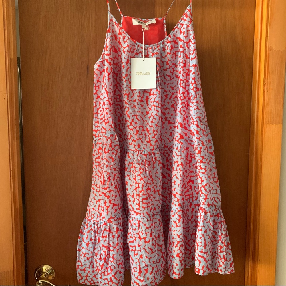 DVF Women’s NWT Baylee Bowman Dot Sleeveless Lined Swing Dress.  Small